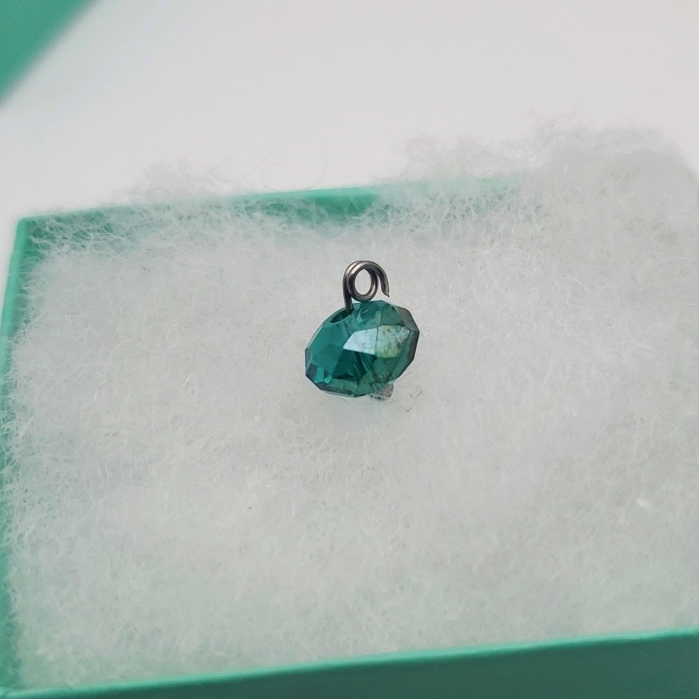 Green magnificent crystal bead‎ charm